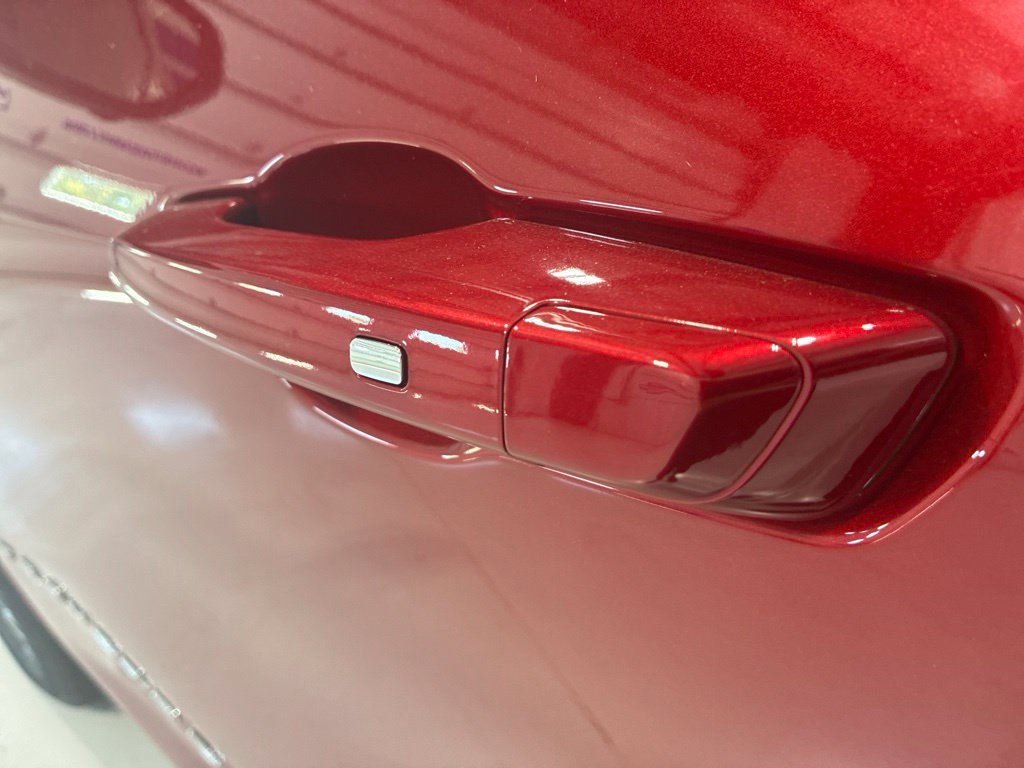 New 2027 Chevrolet Traverse LT w/ Enhanced Driving Package FWD image 14