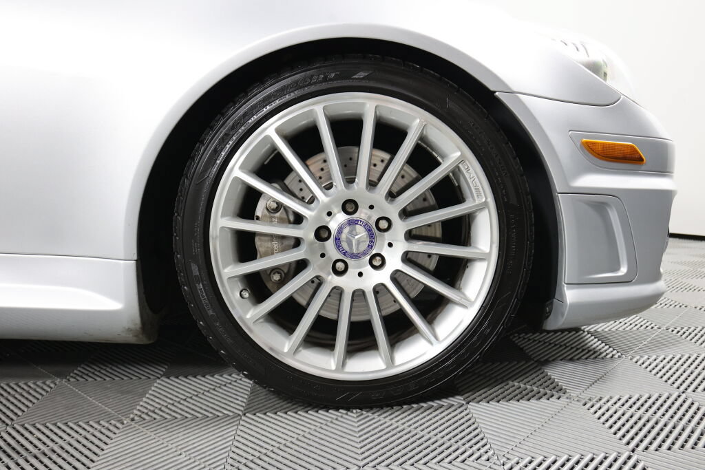 Used 2010 Mercedes-Benz SLK 350 image 8