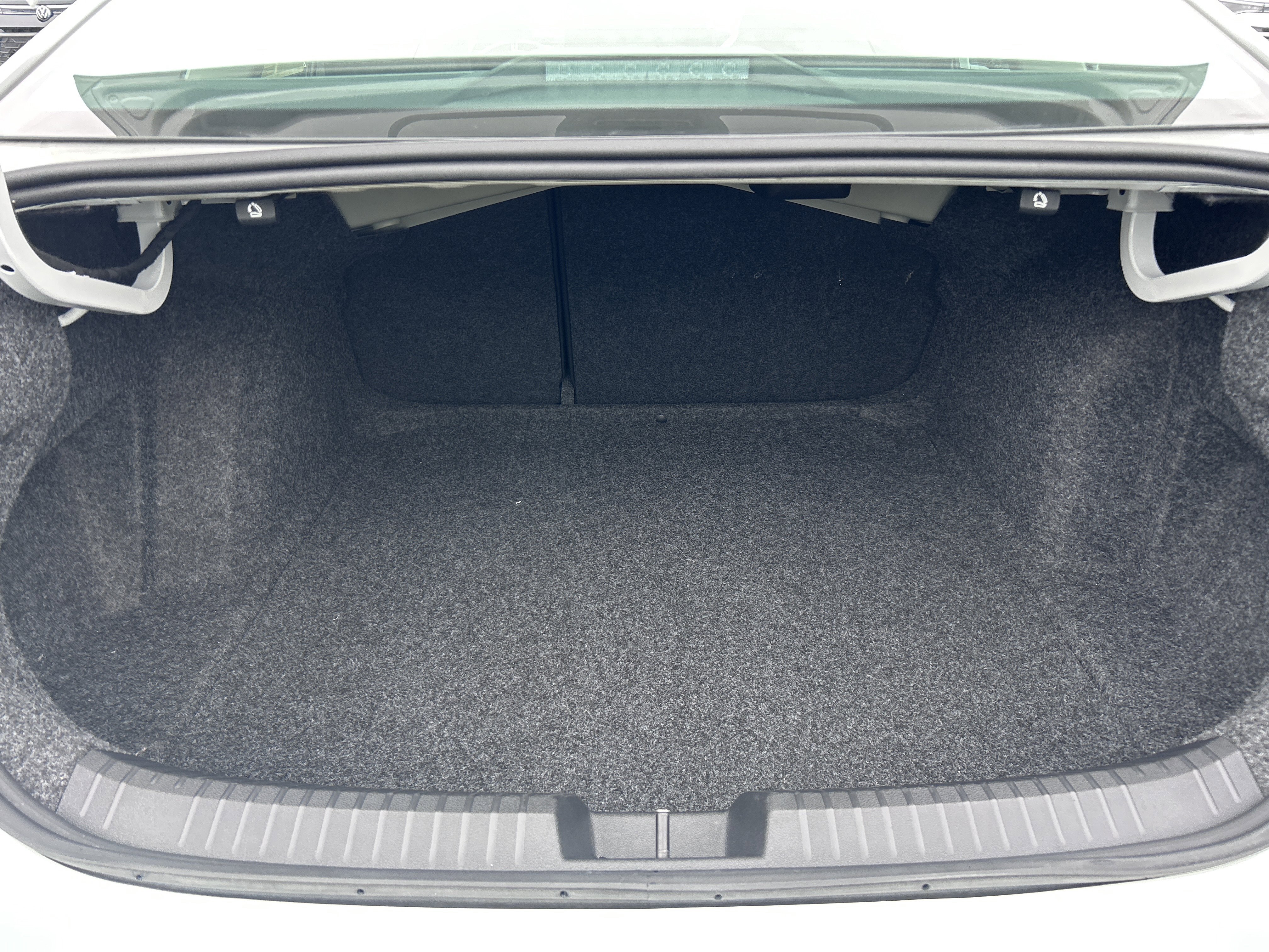 Certified 2024 Volkswagen Jetta S image 25