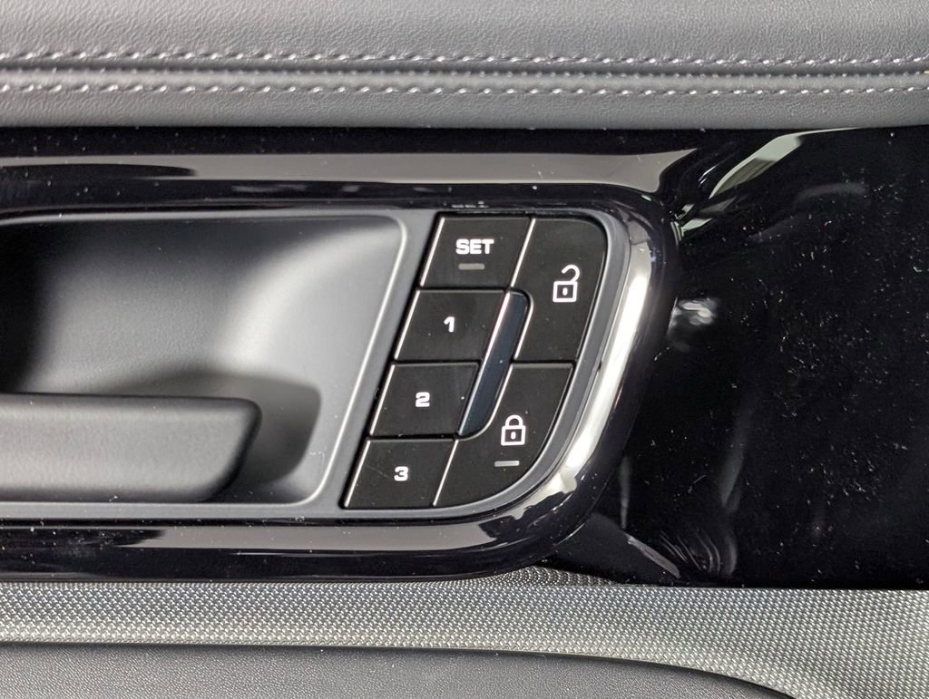 New 2026 Porsche Panamera 4 image 28