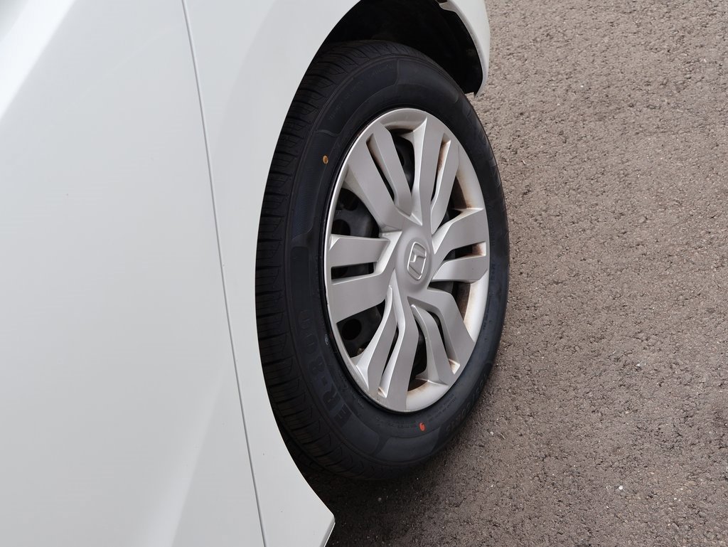 Used 2016 Honda Fit LX image 29