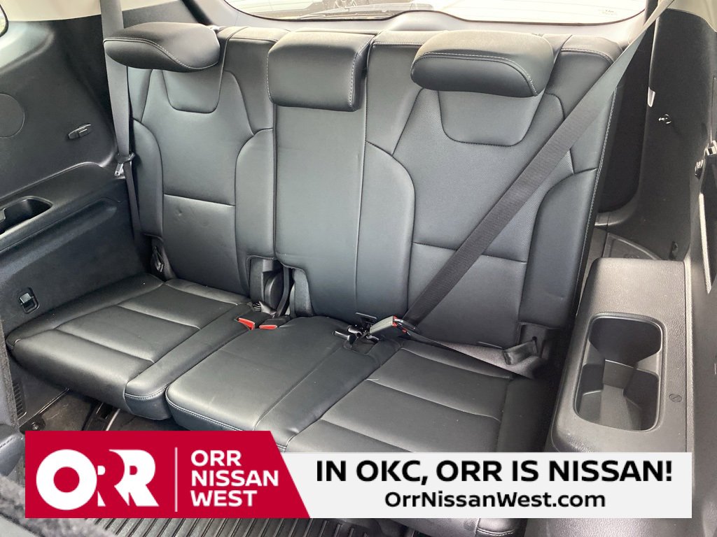 Used 2024 Kia Telluride EX w/ EX Captain's Chair Package image 17