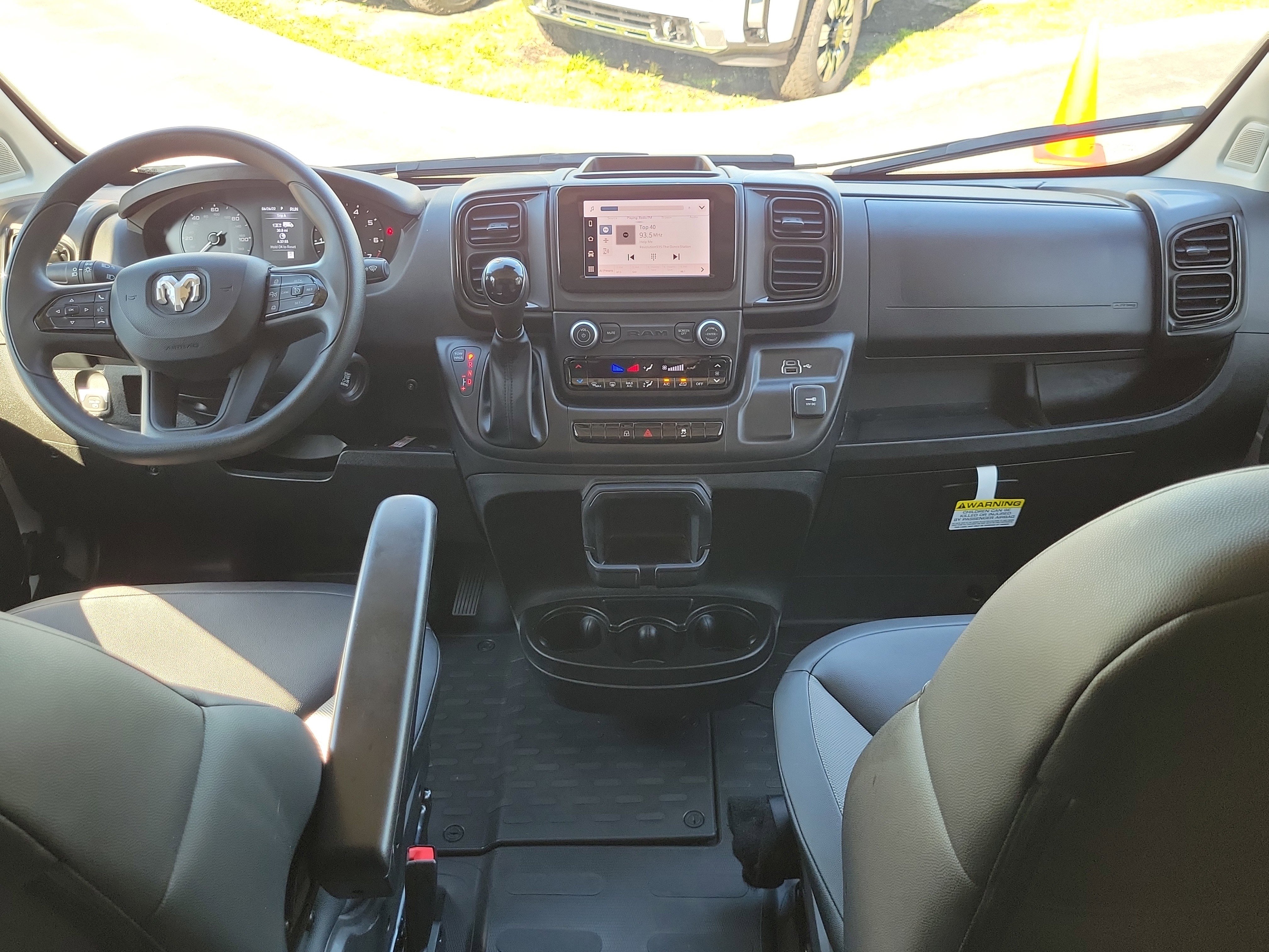 Used 2026 RAM ProMaster 2500 w/ Convenience Group FWD image 16