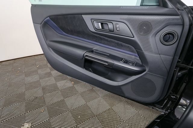 Used 2025 Ford Mustang Dark Horse image 37