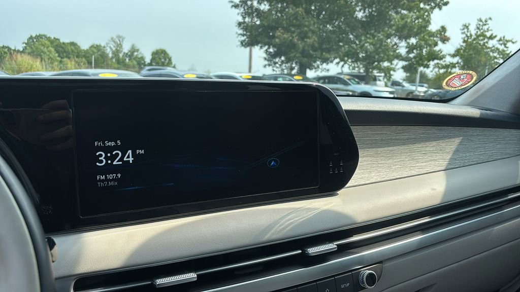 Used 2024 Hyundai Palisade Calligraphy image 19