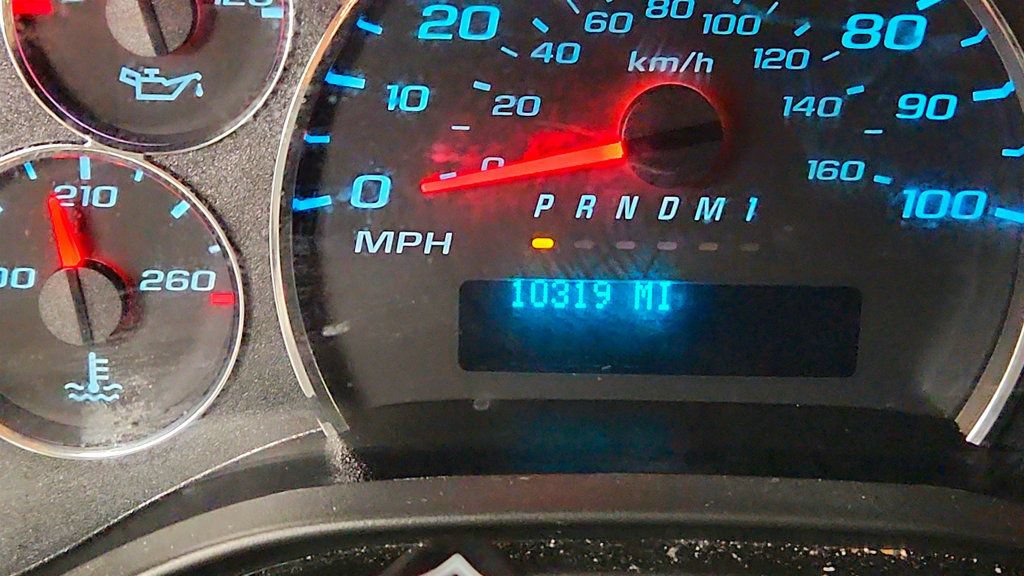 Used 2025 Chevrolet Express 2500 w/ Driver Convenience Package RWD image 14