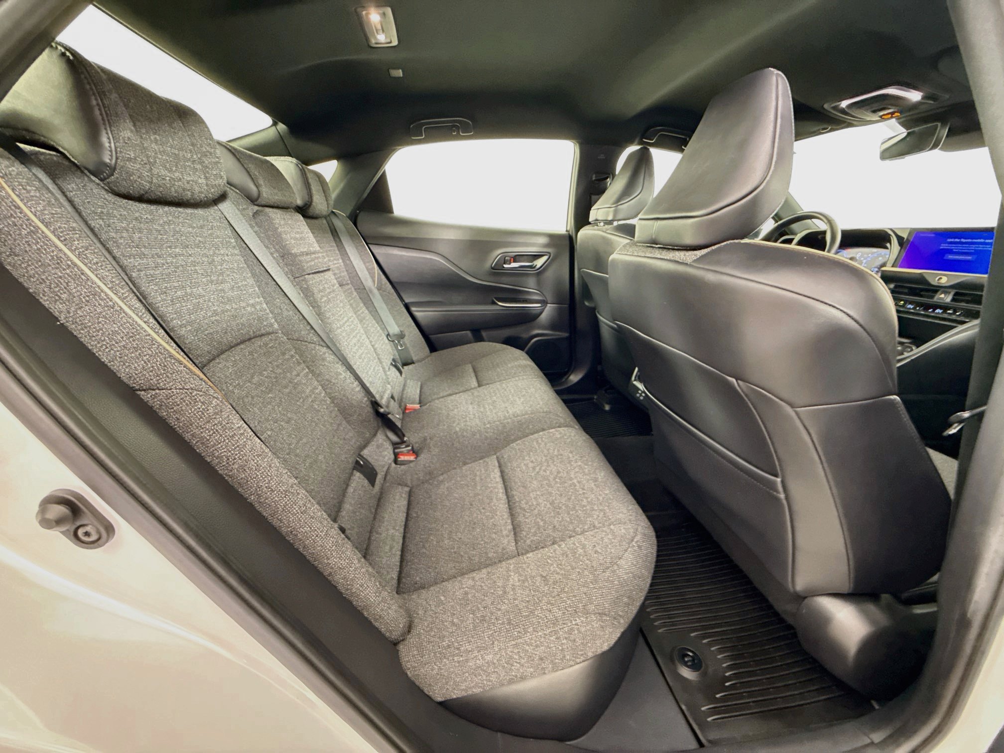 Certified 2023 Toyota Crown AWD/4WD image 28
