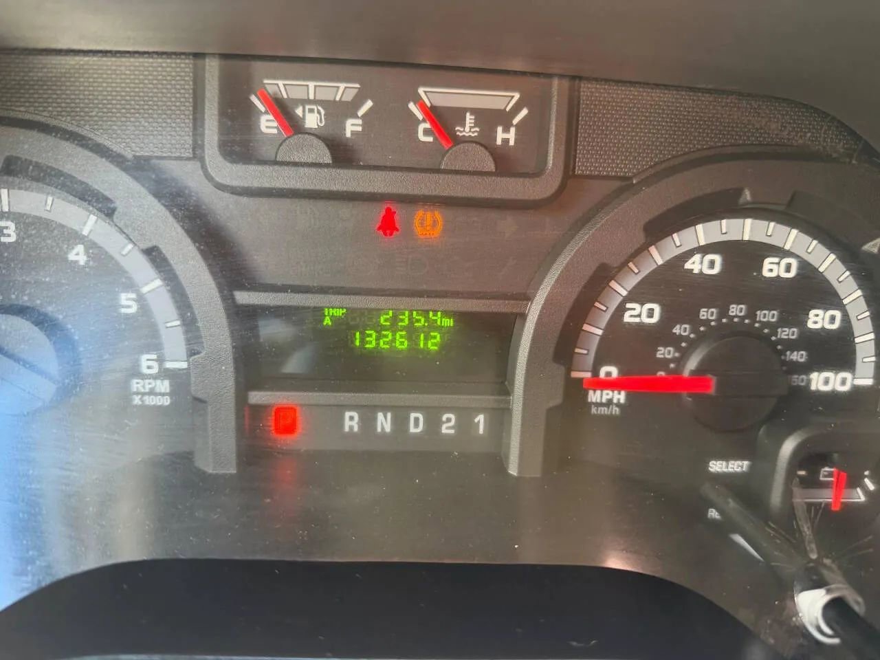 Used 2013 Ford E-250 and Econoline 250 w/ Commercial Cargo Van Pkg image 19