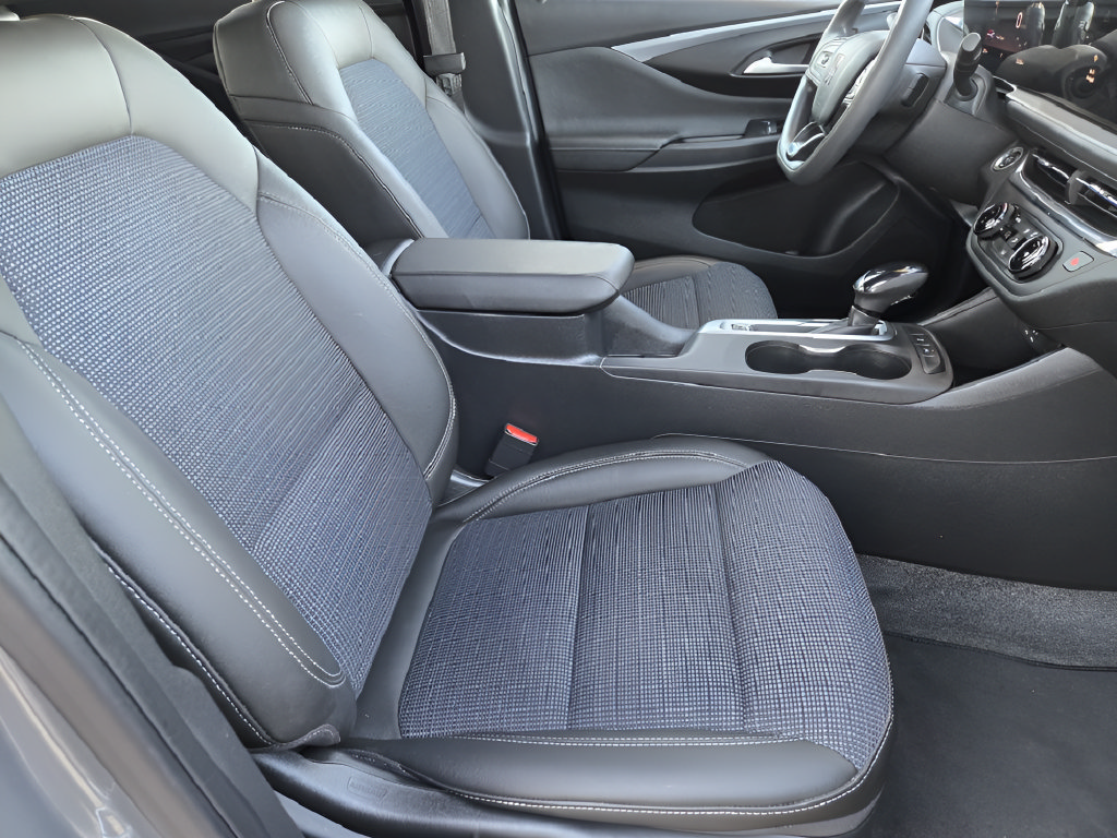 Used 2026 Buick Envista Preferred FWD image 13
