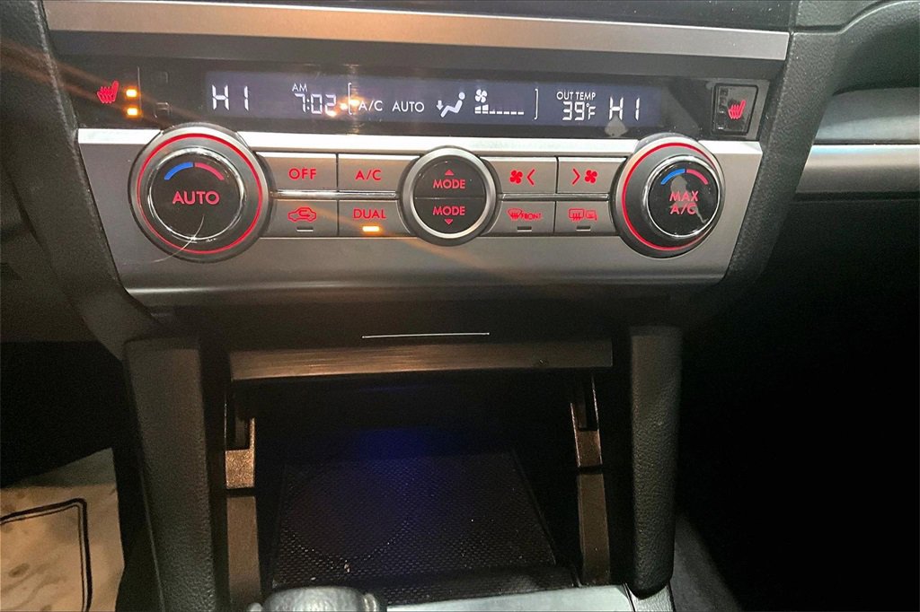 Used 2017 Subaru Outback 2.5i Limited image 15