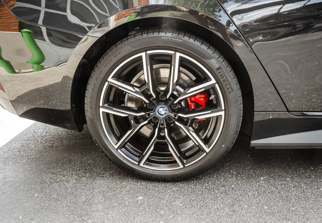 Used 2023 BMW i4 M50 w/ M Carbon Exterior Package AWD/4WD image 31