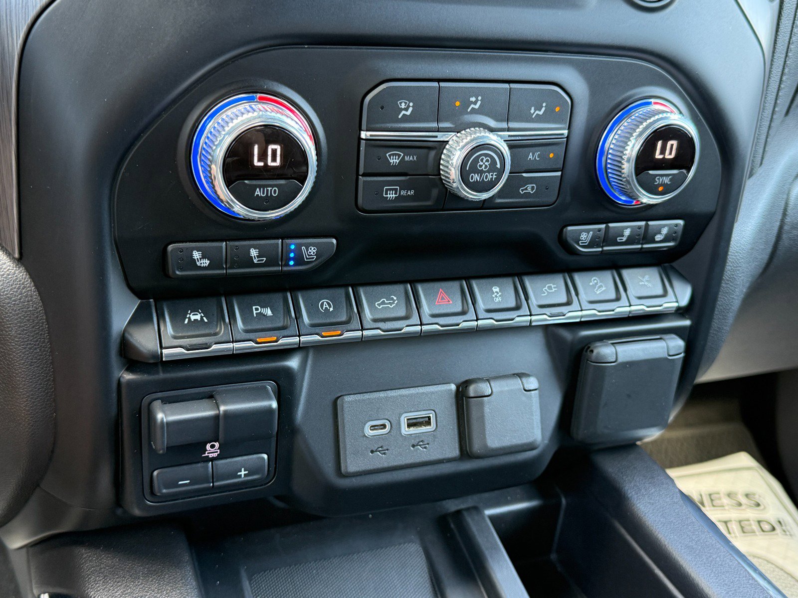 Certified 2020 GMC Sierra 1500 Denali w/ Denali Ultimate Package image 41