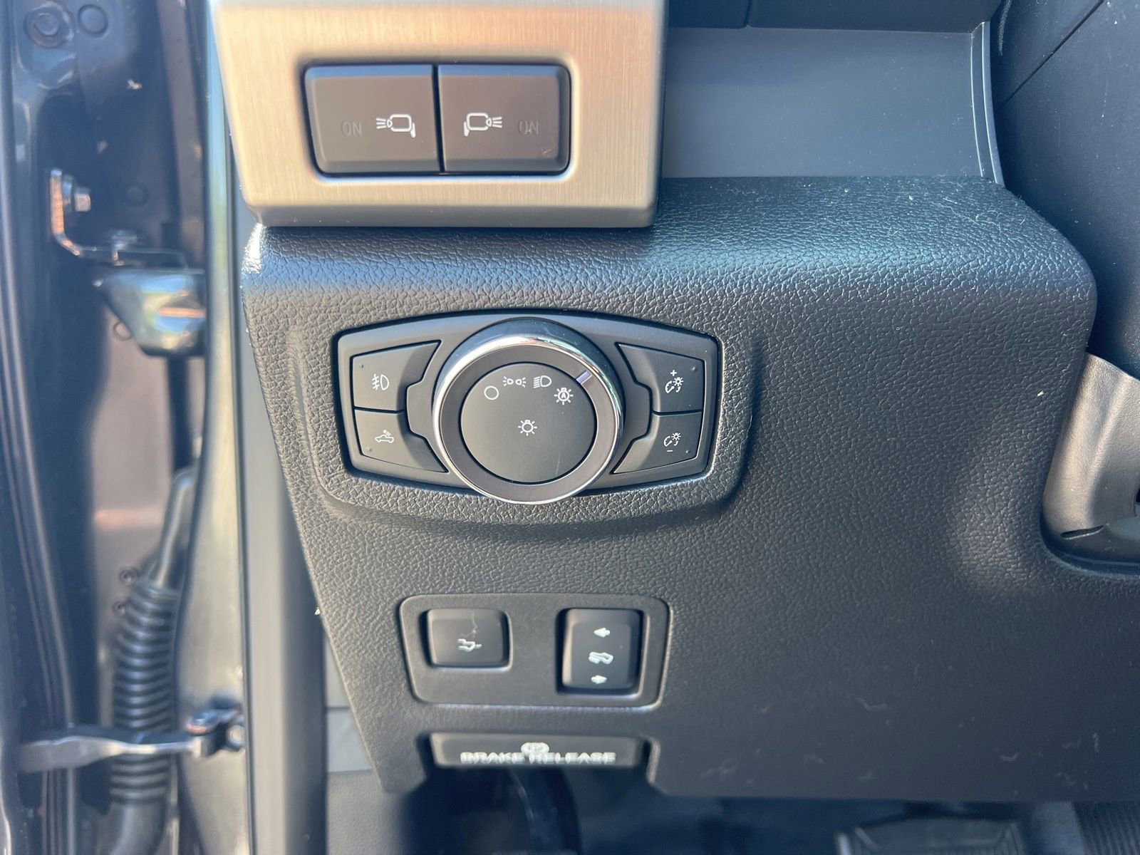 Used 2017 Ford F250 Platinum w/ Platinum Ultimate Package image 32