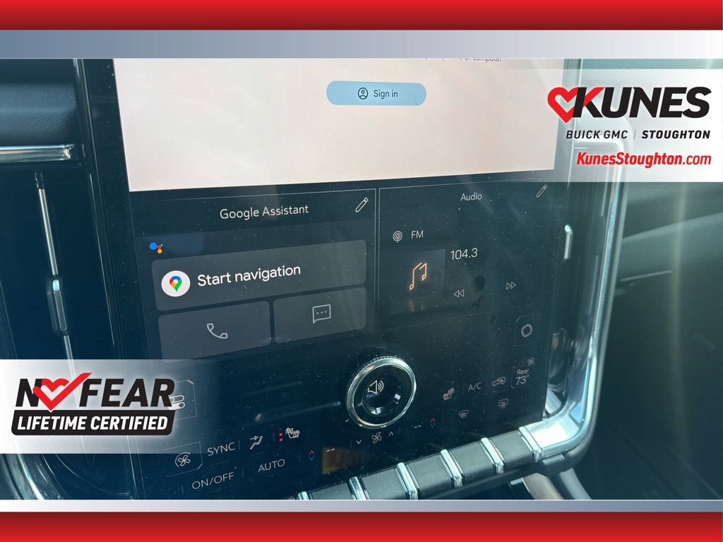 Used 2025 GMC Yukon XL Denali image 32