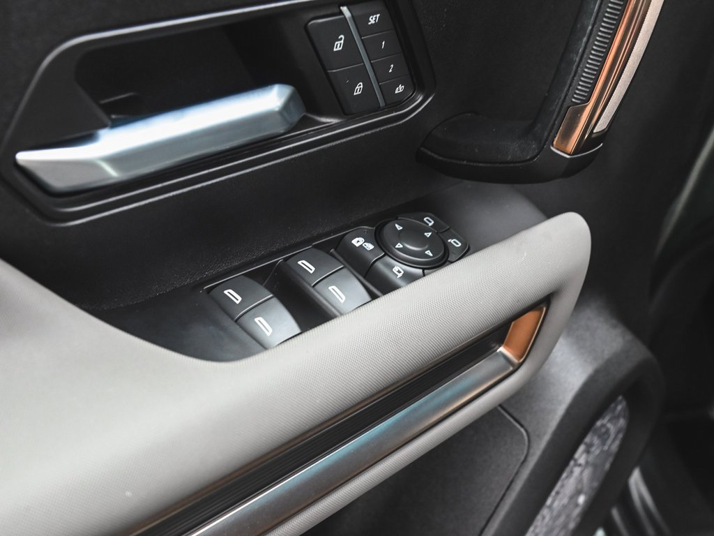 Used 2024 GMC Hummer EV 3X image 9