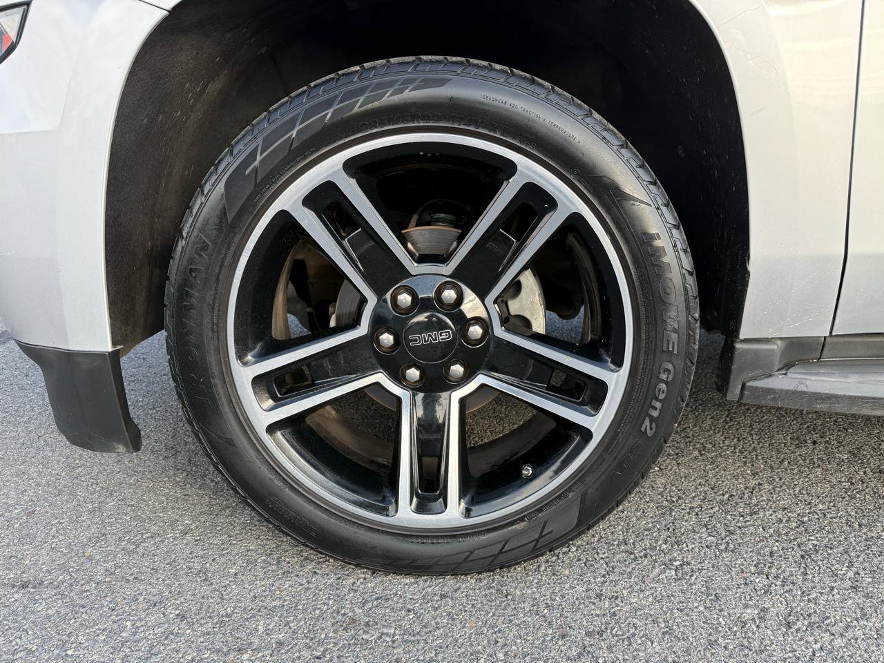 Used 2017 Chevrolet Tahoe LT RWD image 41