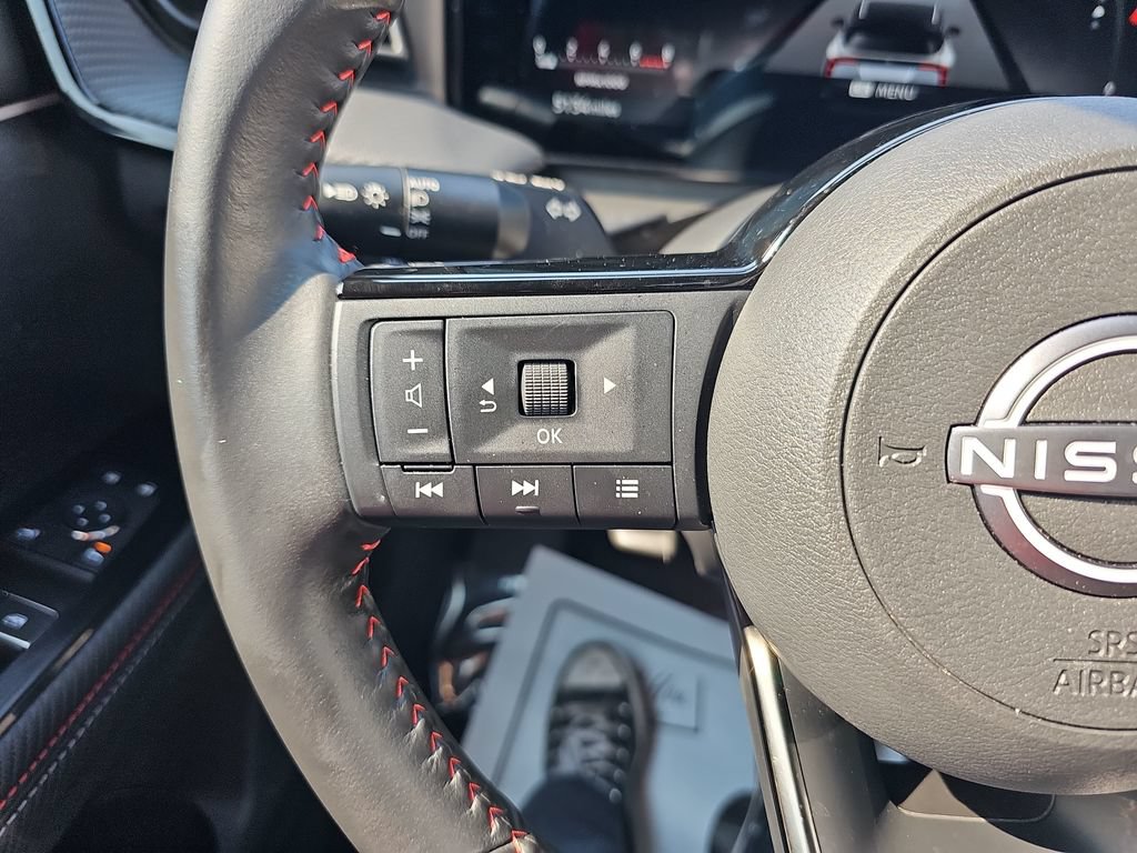 Used 2026 Nissan Kicks SR FWD image 17