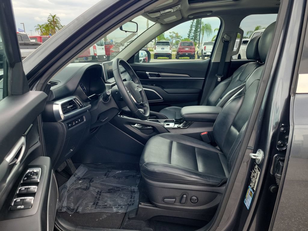 Used 2022 Kia Telluride S AWD/4WD image 28