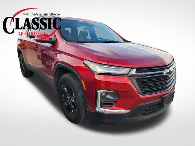 Used 2023 Chevrolet Traverse LT