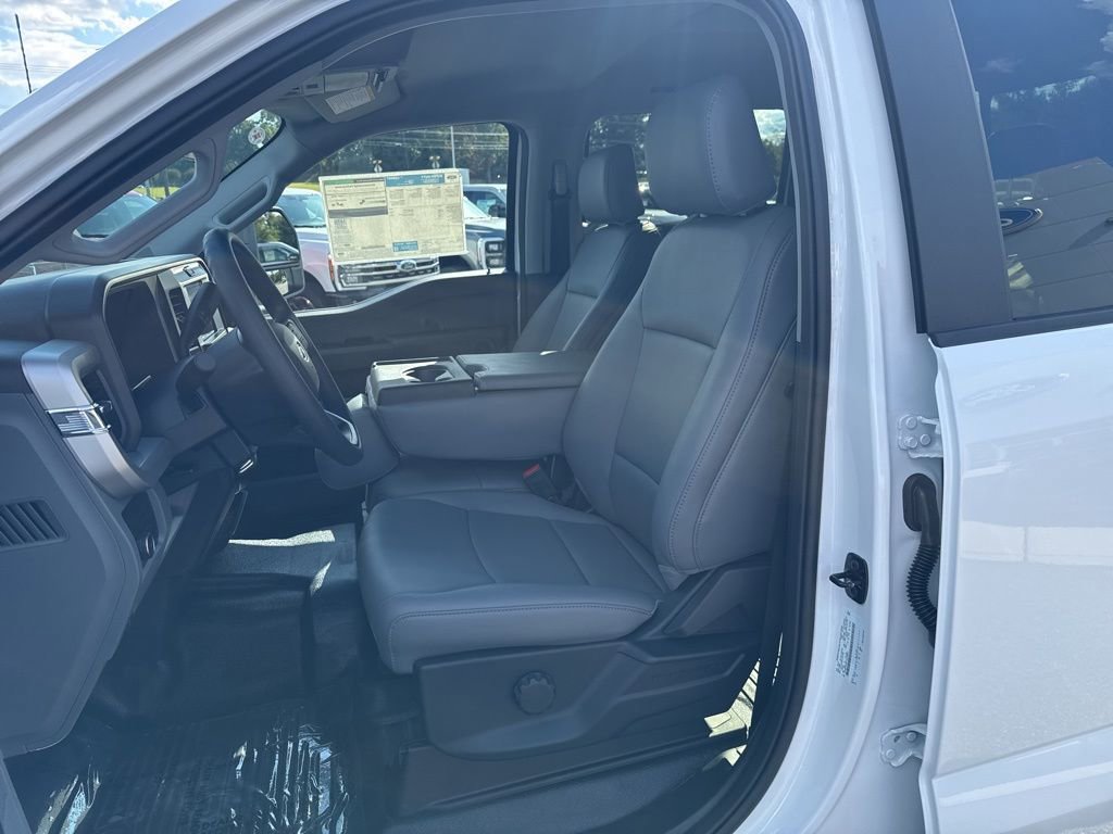 New 2026 Ford F350 XL w/ XL Chrome Package image 9