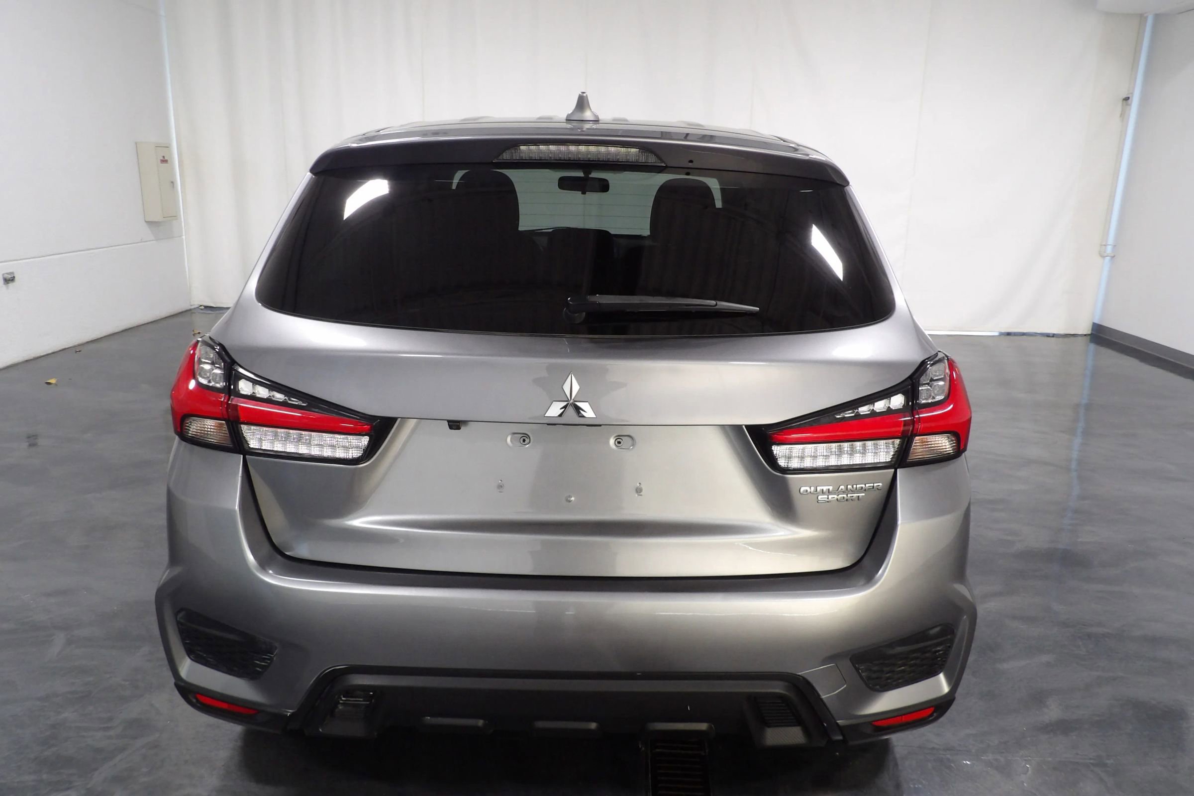 Used 2020 Mitsubishi Outlander Sport ES FWD image 5