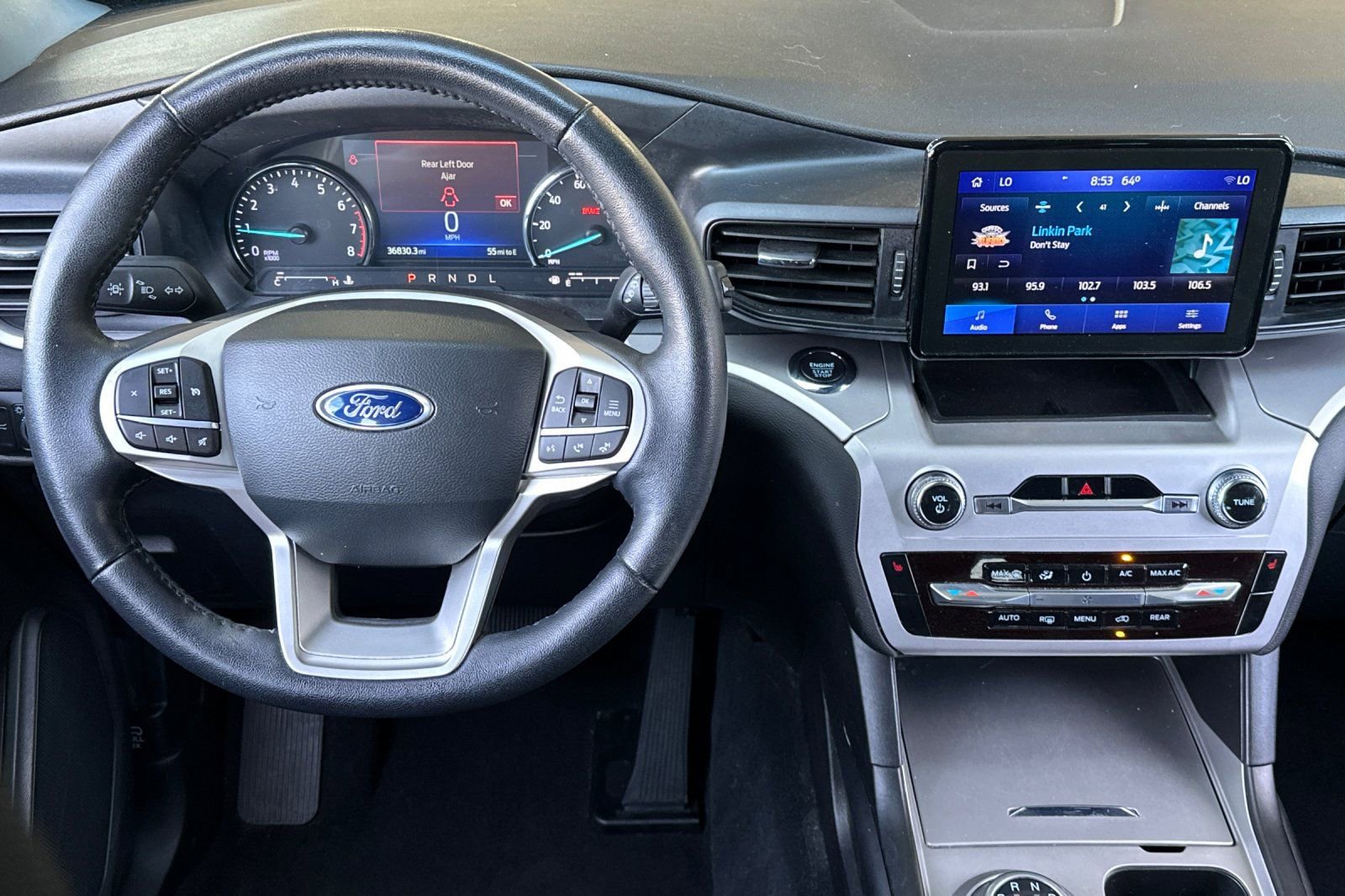 Certified 2022 Ford Explorer XLT RWD image 10