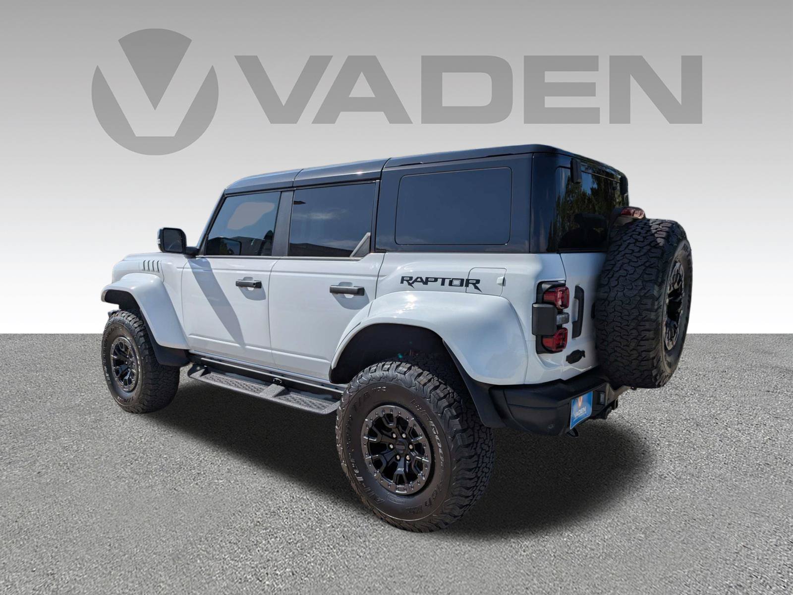 Used 2025 Ford Bronco Raptor AWD/4WD image 27