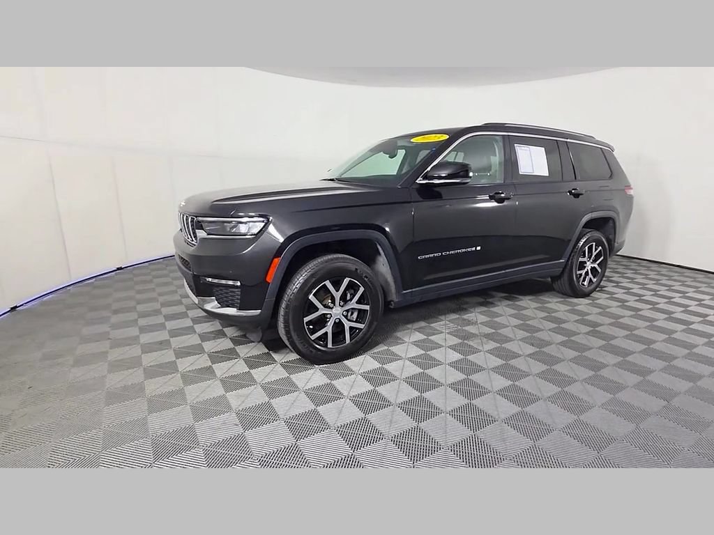 Used 2023 Jeep Grand Cherokee L Limited w/ Trailer Tow Group (B) AWD/4WD image 49