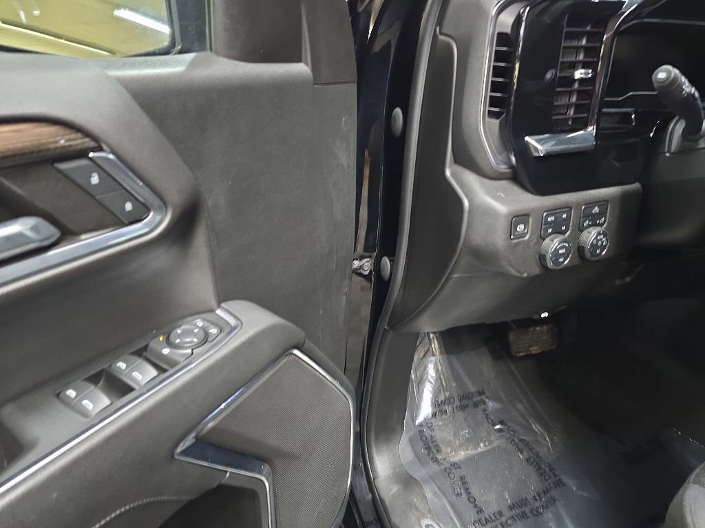 Used 2023 Chevrolet Silverado 1500 RST AWD/4WD image 27