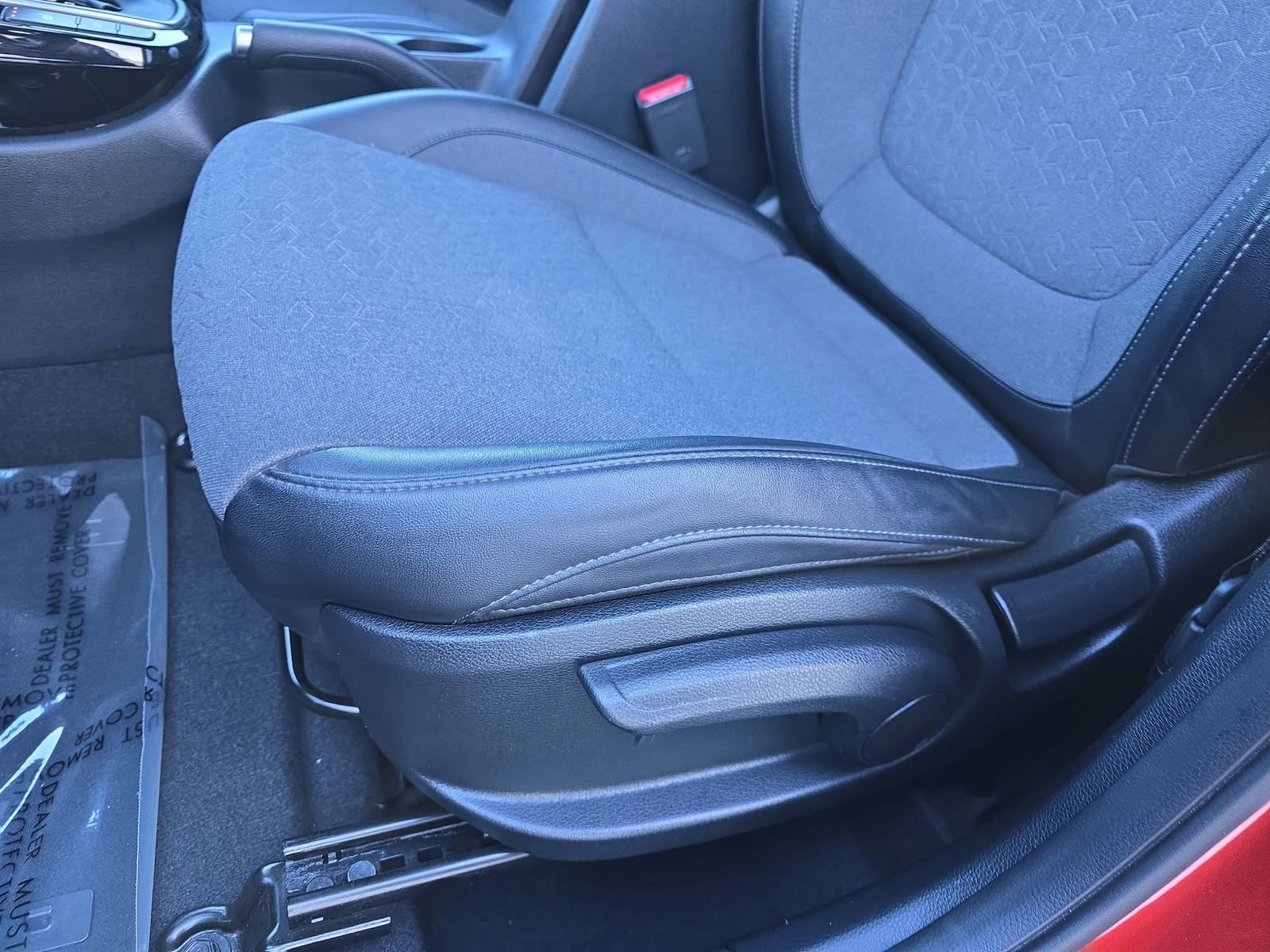 Used 2025 Kia Seltos S image 35