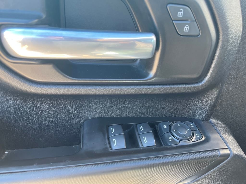 Used 2020 Chevrolet Silverado 2500 Custom w/ Custom Value Package image 14