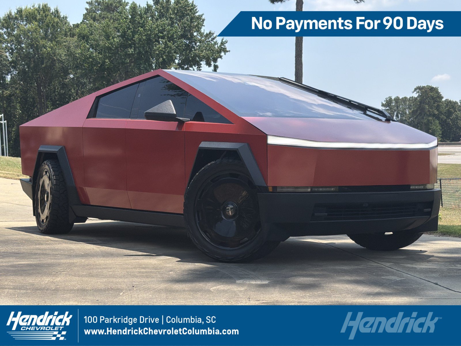 Used 2025 Tesla Cybertruck AWD Crew Cab image 1