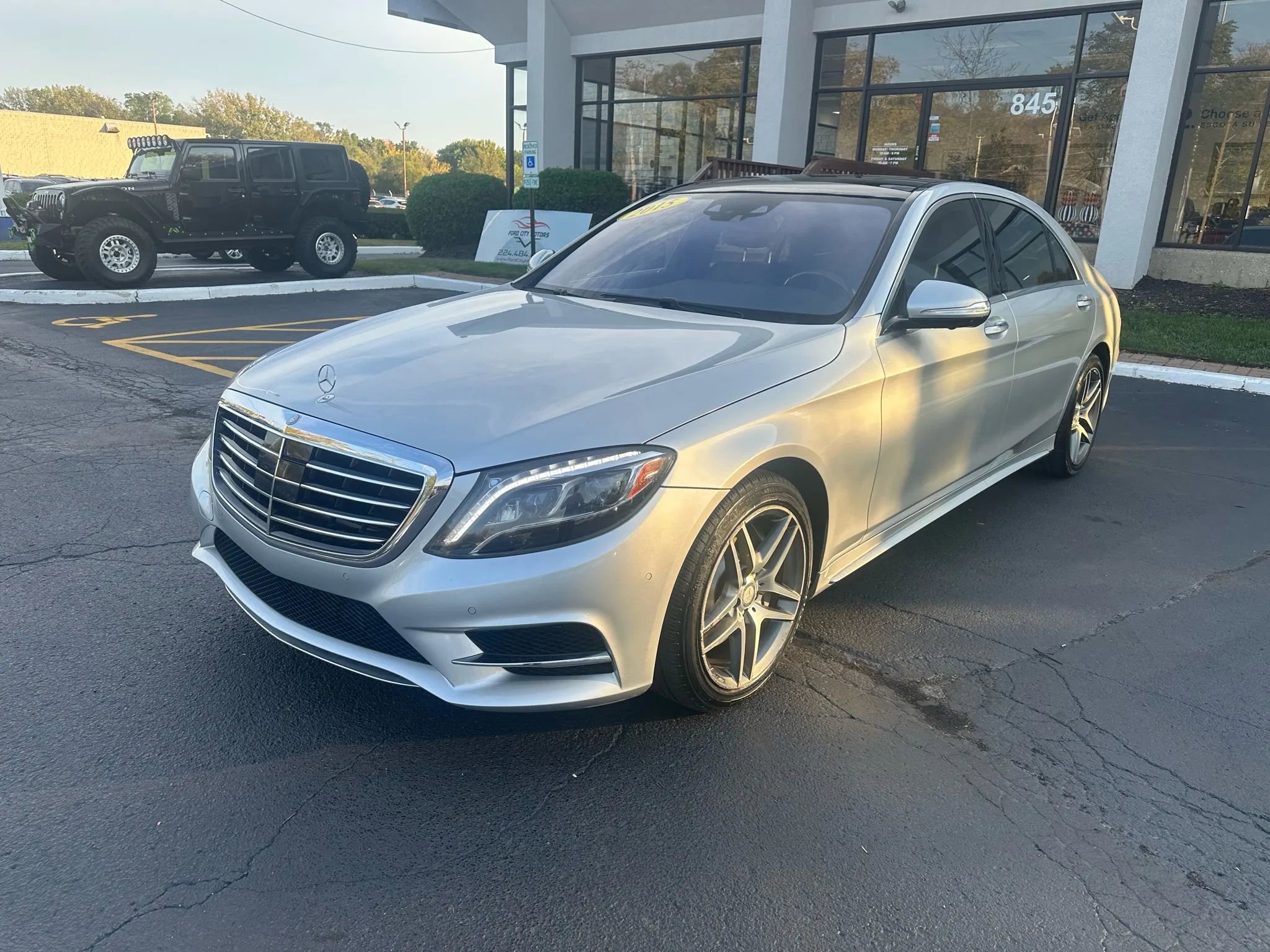 Used 2015 Mercedes-Benz S 550 4MATIC Sedan w/ Sport Package image 3