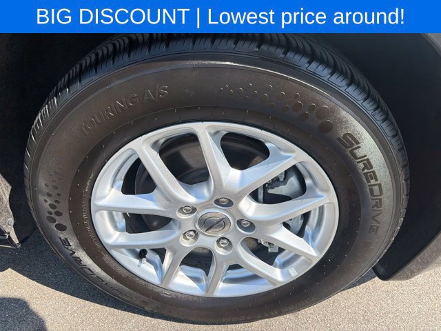 Used 2022 Chrysler Voyager LX FWD image 5