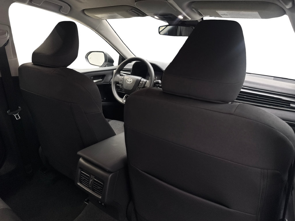 Used 2025 Toyota Camry LE FWD image 44
