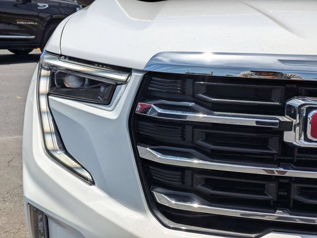 Used 2026 GMC Acadia Elevation w/ Elevation Premium Package FWD image 11