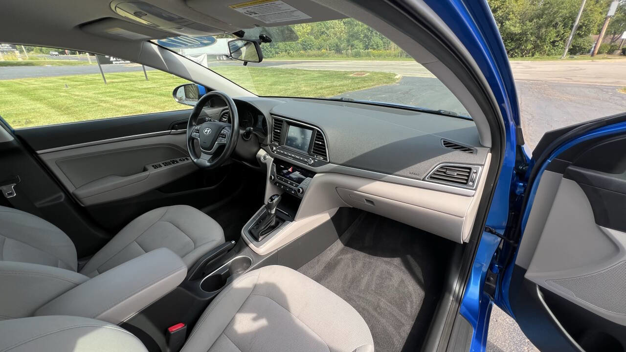 Used 2017 Hyundai Elantra SE w/ SE A/T Tech Package 03 image 24
