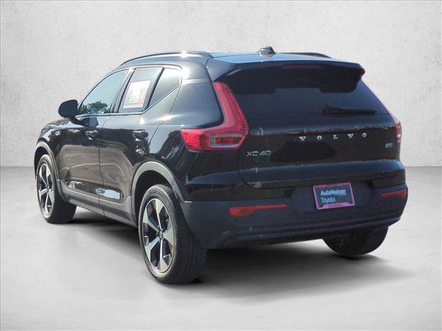 Used 2023 Volvo XC40 B5 Plus w/ Driver Assist Package image 8