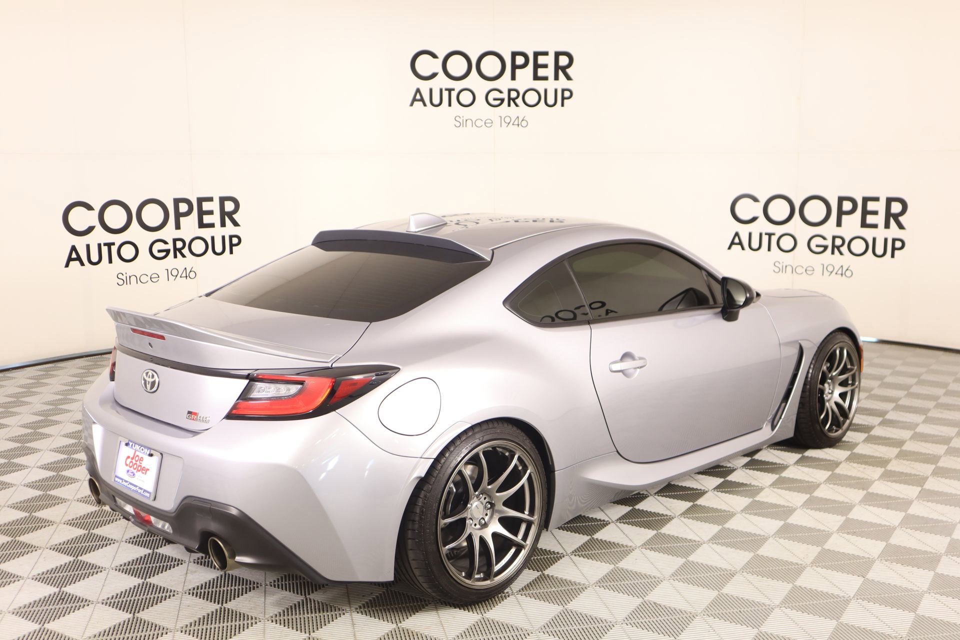 Used 2023 Toyota GR86 w/ ALL Weather Mat Package (TMS) image 19