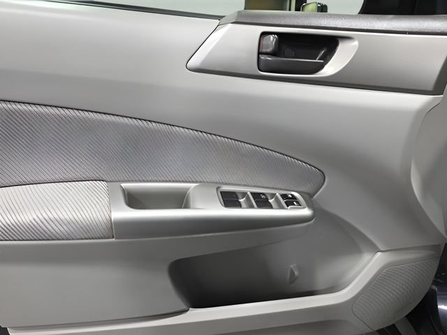 Used 2010 Subaru Forester 2.5X AWD/4WD image 11