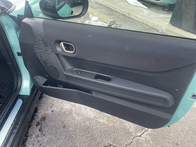 Certified 2025 MINI Cooper S image 9