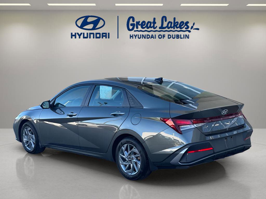 Certified 2024 Hyundai Elantra SEL image 3