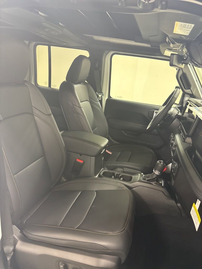 New 2026 Jeep Wrangler Sahara image 32