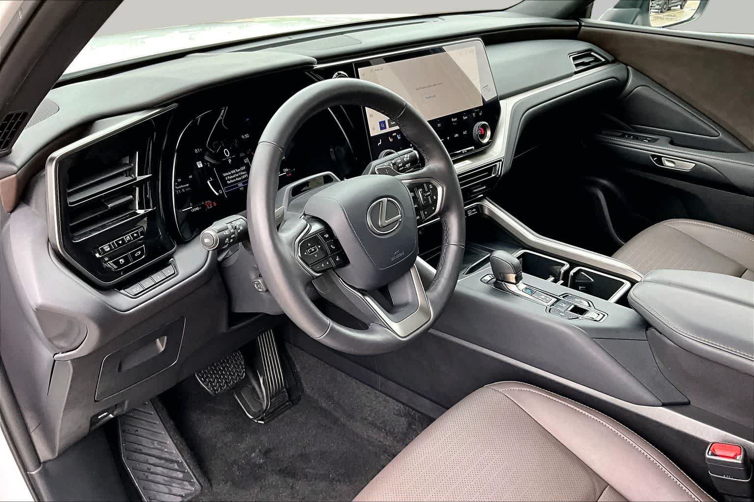 Used 2025 Lexus TX 350 FWD w/ Technology Package image 18
