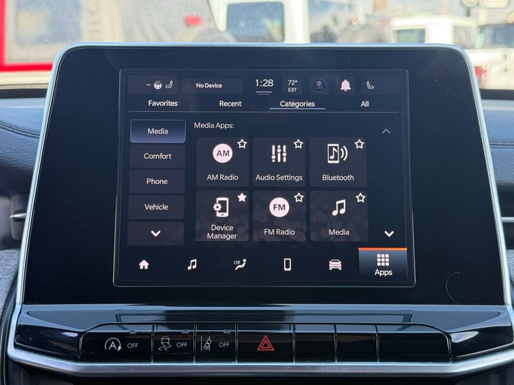 Used 2025 Jeep Compass Latitude image 36