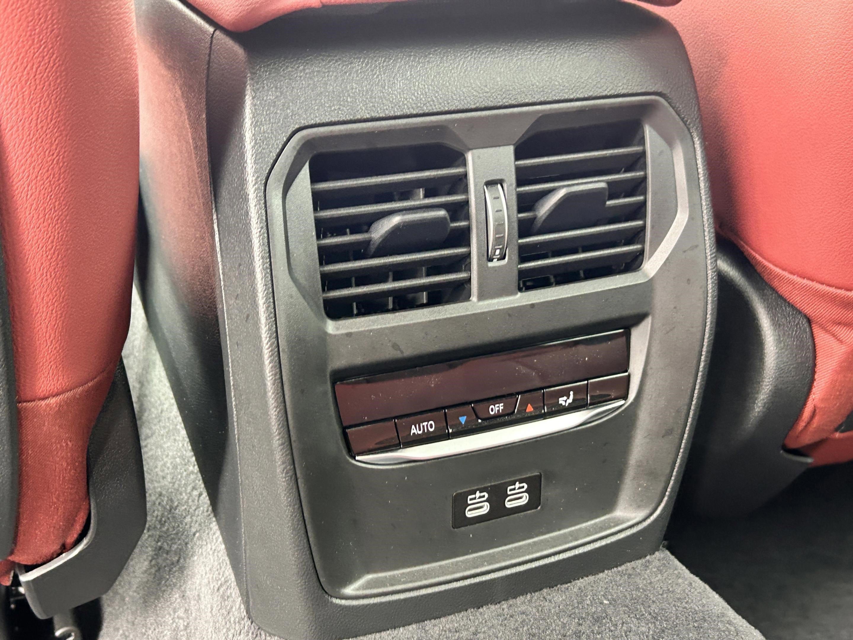 Used 2026 BMW i4 eDrive40 w/ M Sport Package image 31