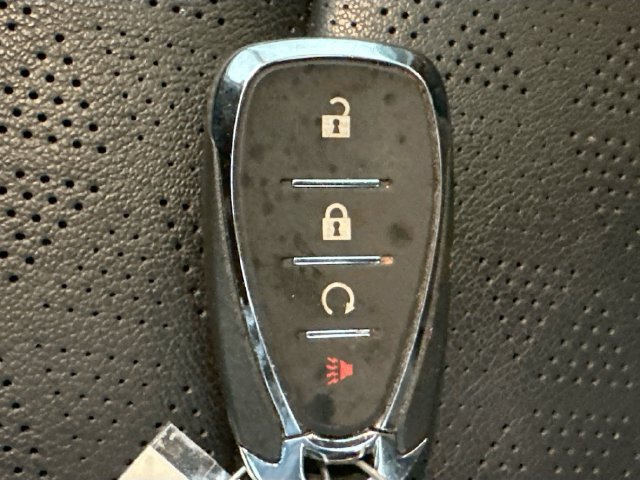 Used 2023 Chevrolet Bolt EUV Premier w/ Sun & Sound Package FWD image 17