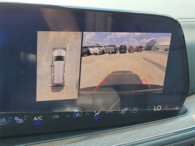 New 2026 Chevrolet Suburban High Country image 15