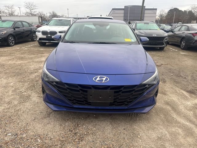 Used 2022 Hyundai Elantra SEL w/ Convenience Package image 2