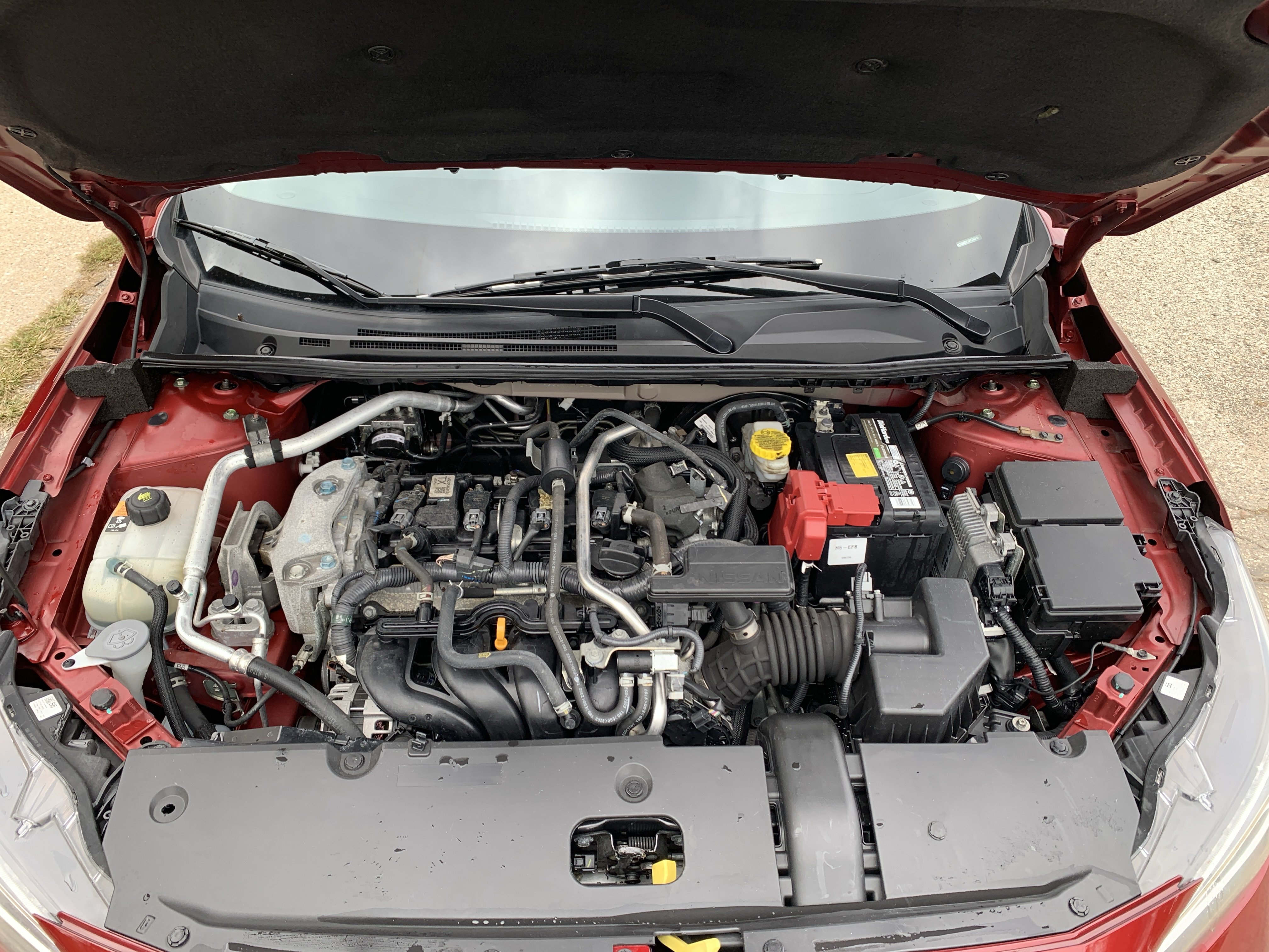 Used 2023 Nissan Sentra SR w/ SR Premium Package FWD image 12